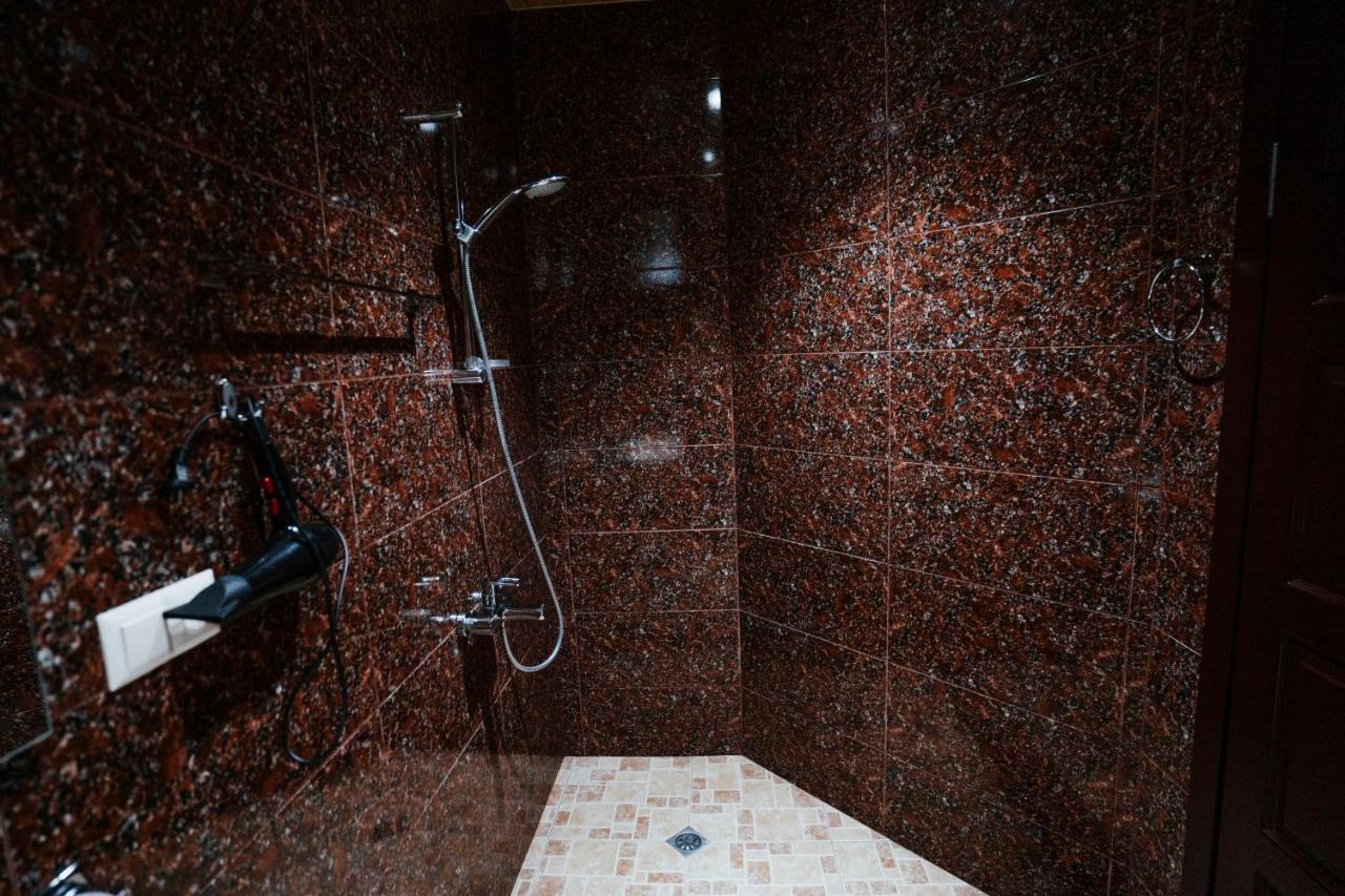 Hotel General Batoumi Extérieur photo