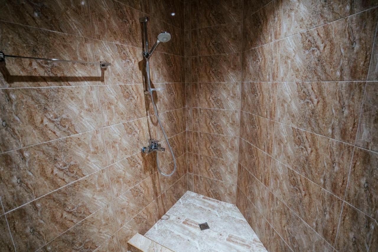Hotel General Batoumi Extérieur photo