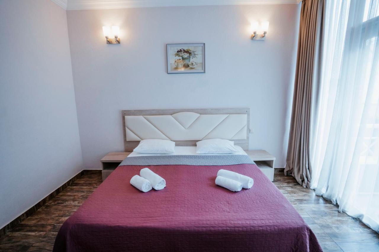 Hotel General Batoumi Extérieur photo