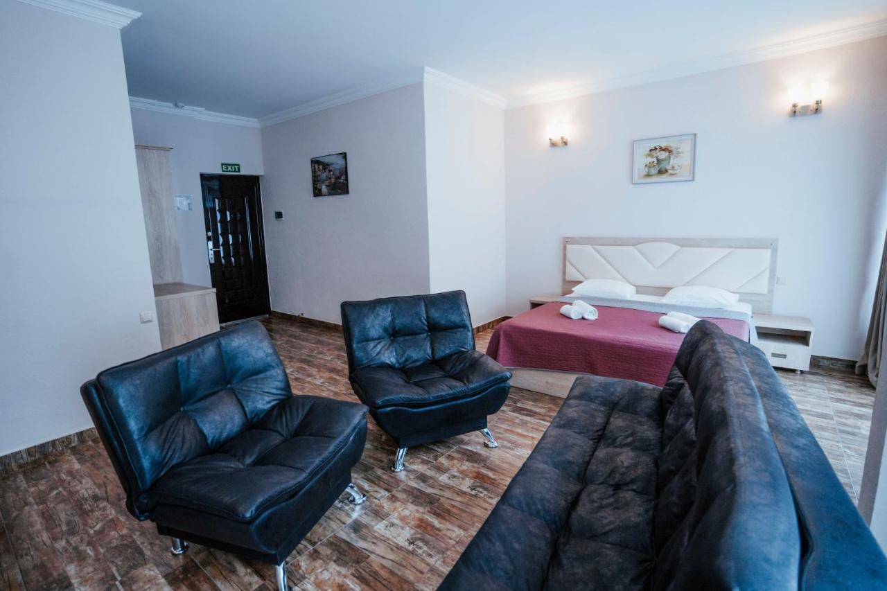 Hotel General Batoumi Extérieur photo