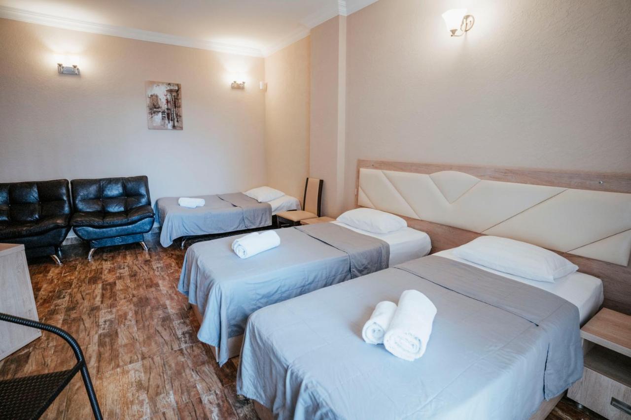 Hotel General Batoumi Extérieur photo