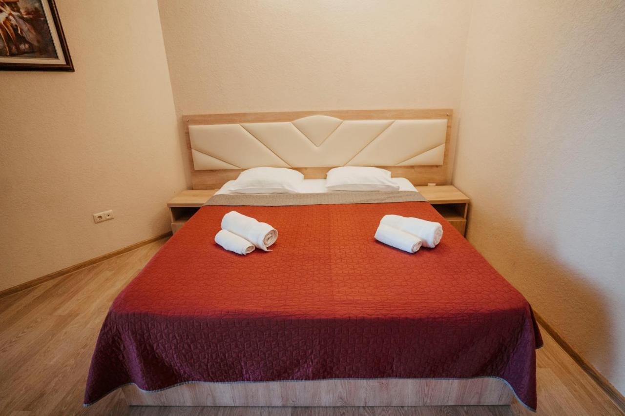 Hotel General Batoumi Extérieur photo