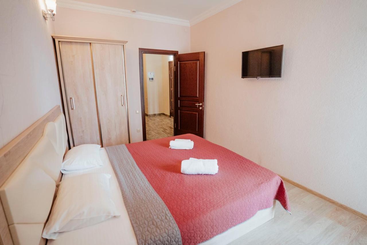 Hotel General Batoumi Extérieur photo