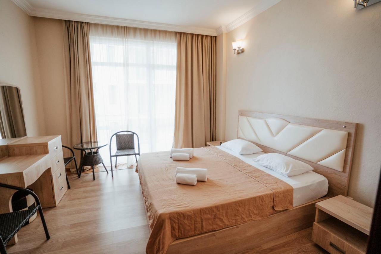 Hotel General Batoumi Extérieur photo